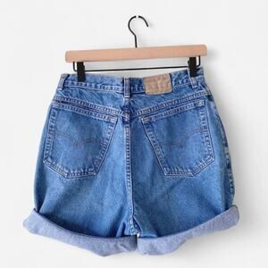 Vintage authentic levis 900 series denim shorts